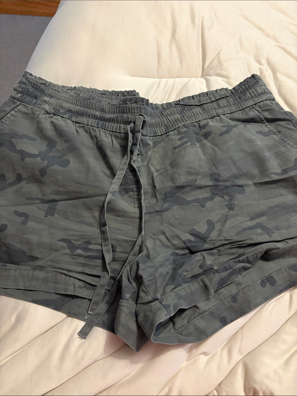 LOFT Green Camo Drawstring Lounge Shorts